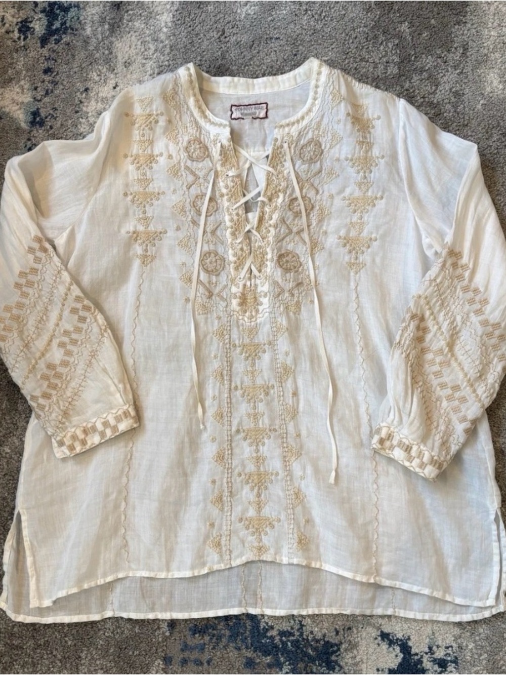 Johnny Was Embroidered Boho Tunic. LG
